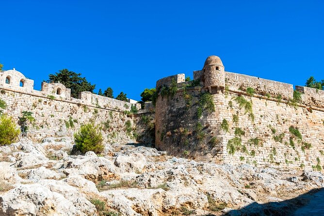 An audio tour of Rethymno: From Ancient Greece to modern times - Egyptian Lighthouse to Venetian Harbour: the waterfront opening act