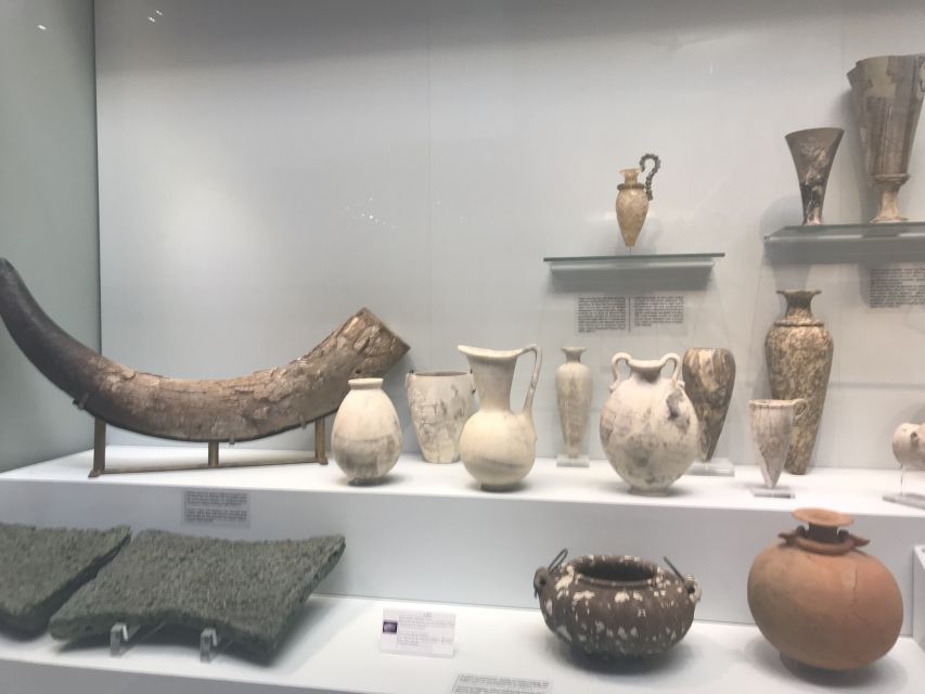 Archaeological Museum of Heraklion: Guided Walking Tour - The guided route through Minoan art and daily life