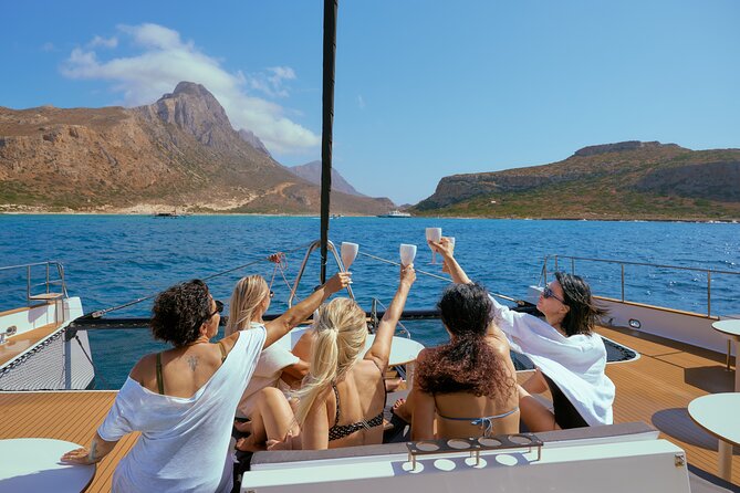 Balos & Gramvousa: Cruise with Meals, Drinks & Transfer - Meals and drinks that feel like an actual full day
