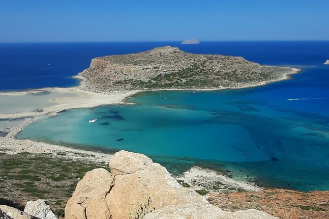 Balos Lagoon private Jeep tour with lunch - Balos Lagoon time: chairs, snacks, and a real swim window