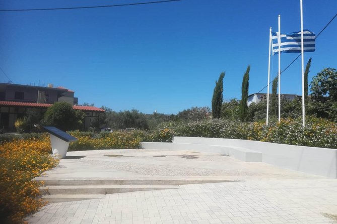 Battle of Crete WW2 Private Tour (price per group of 6) - Price for up to 6: when this makes sense