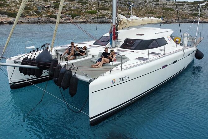 Catamaran Sailing Trip - All Inclusive - Snorkeling and stand up paddle: Included gear means less hassle