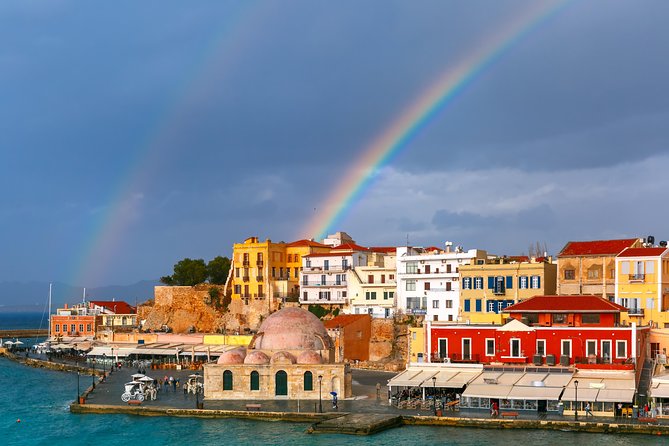 Chania city from Rethymno - Lighthouse of Chania: where the day starts and how to use your free time