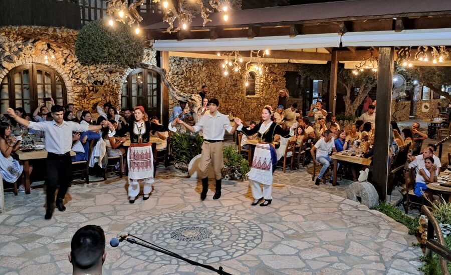 Chania: Cretan Folklore Dance Show with Dinner - The 30-minute coach ride: when the night starts on the bus
