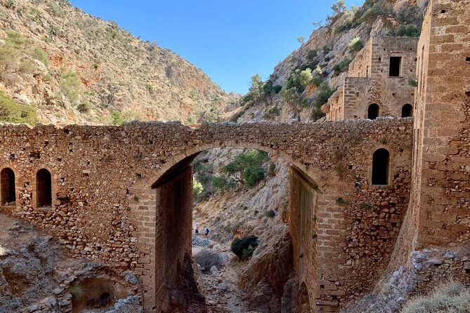 Chania: Hiking through History and Hidden Gems at Katholiko Bay - Private tour value: what you’re paying $180.50 for