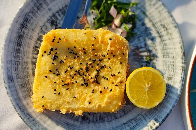 Chania: Morning Bites and Market Delights Food Tour - Snack Stops That Taste Like Crete: from Koulouri to Lychnaraki