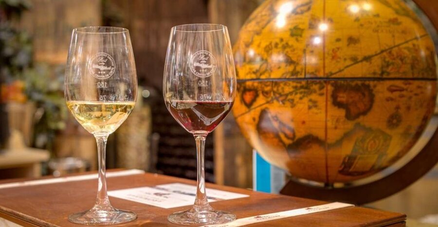 Chania: Private Guided Food and Wine Walking Tour with Lunch - The highlight session: Maria’s wine tasting of 4 indigenous wines