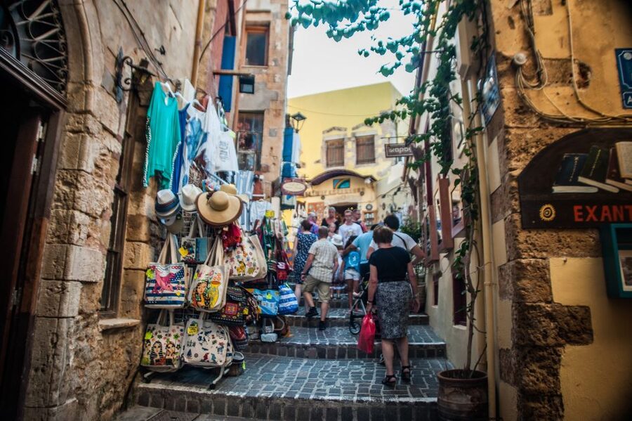 Chania: Sightseeing & Tastings Tour - Start at Kydon Hotel, then into Chania’s real food hub