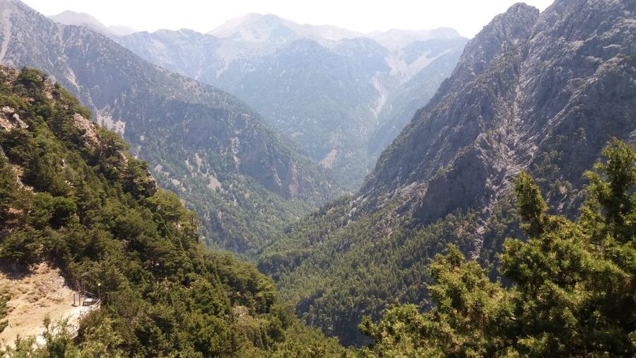 Chania: White Mountains Safari Tour with Lunch and Tastings - Back toward Chania: Aegean Sea views and the citrus-valley shift