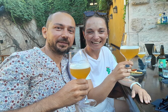 Craft Beer & City Tour - Rethymno Old Town - Final harbour photo stop and the tap-beer finish