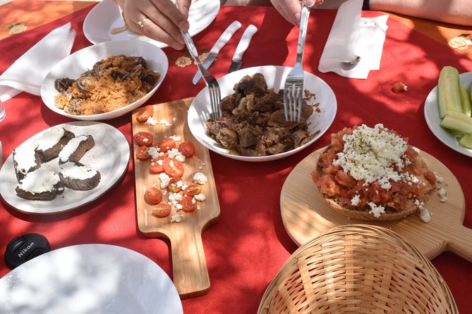 Cretan Farm Tour with Cheese-Making, Olive Oil Tasting & Picnic - Cretan Food Picnic Lunch: What You’ll Actually Eat