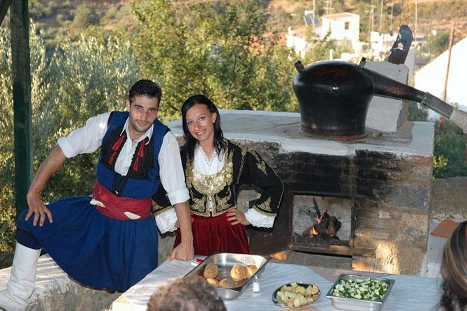 Cretan Folklore Night with Live Music, Dance, and Greek Dinner - The 6:00 pm pickup: how transfers work and what to watch