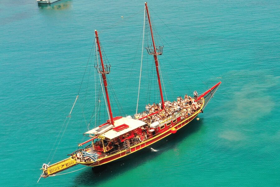 Crete: Coastline Snorkeling Cruise from Hersonissos Port - Crew and On-Board Vibes: The Human Part of the Cruise