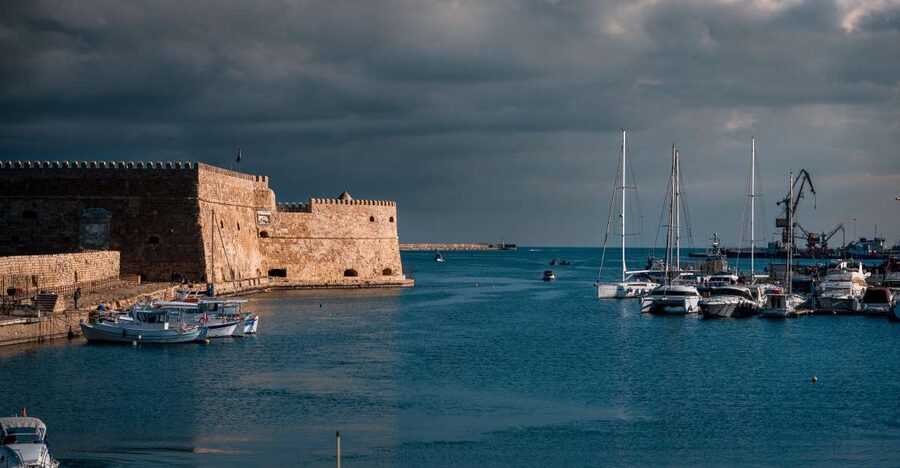 Crete: Day Tour to Heraklion City, Market & CRETAquarium - Key things you’ll notice on this tour