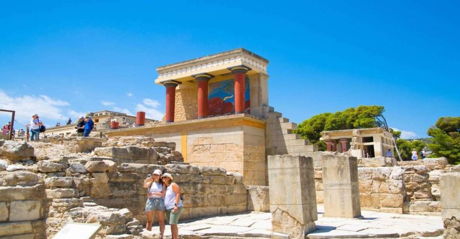 Crete: Knossos E-Ticket with Audio Guide & Optional Museum - First: set up your phone before you step into Crete
