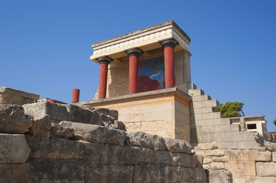 Crete: Knossos Palace and Lassithi Plateau Day Tour - Kera Kardiotissa Monastery: a quick scenic pause with a mystic icon