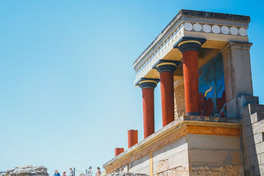 Crete: Knossos Palace and Museum E-Tickets with Audio Guides - Key things you’ll notice fast