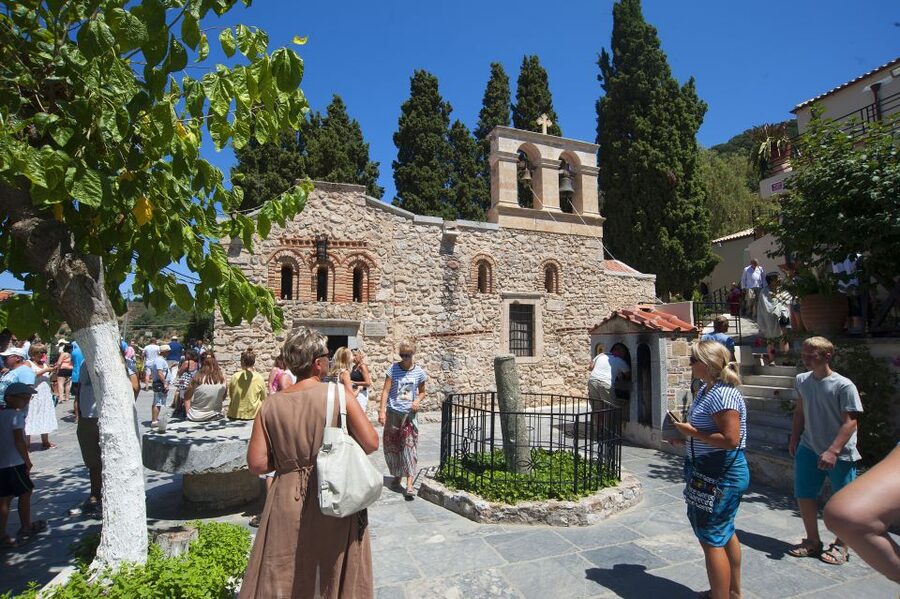 Crete: Lassithi Plateau & Kera Monastery Tour with Ceramics - Psychro workshop time: handmade ceramics and real craft
