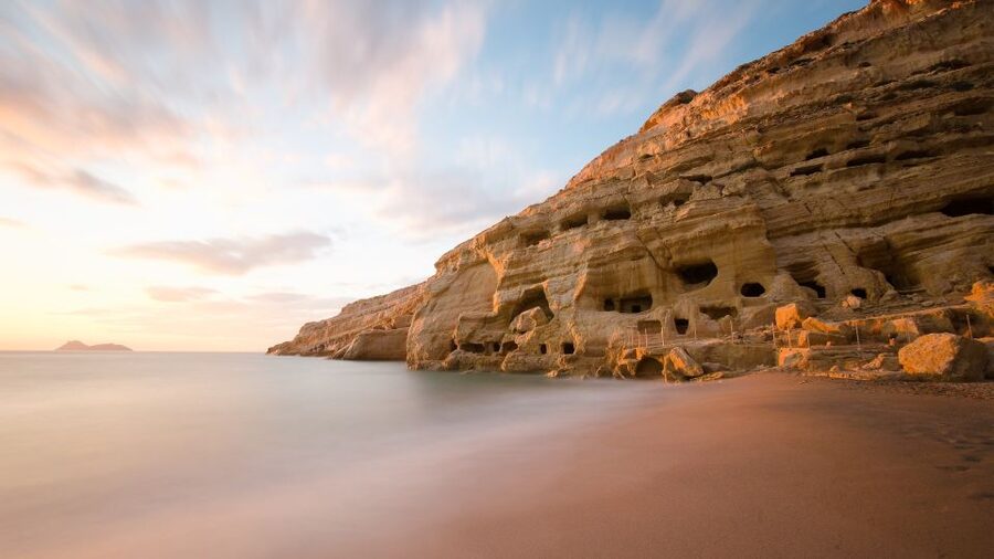 Crete: Matala Beach and Hippie caves, Red beach - Meeting points and the coach ride: how the timing works
