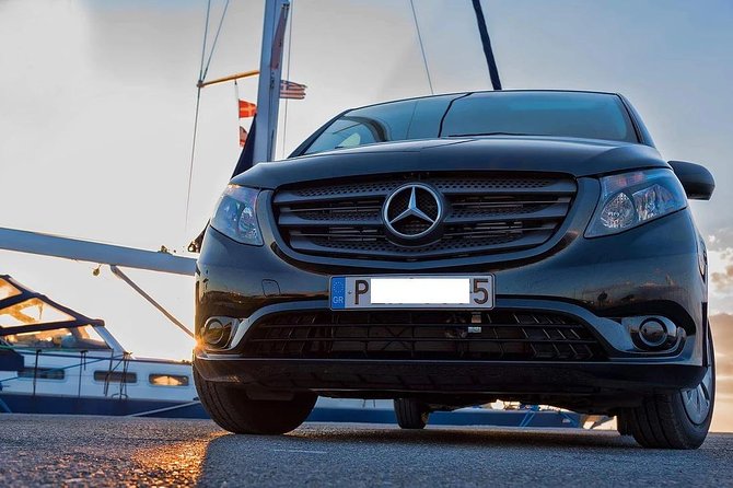 Crete: Private Taxi & Transfer from Chania to Heraklion - How you’ll meet your driver (and why the sign pickup helps)
