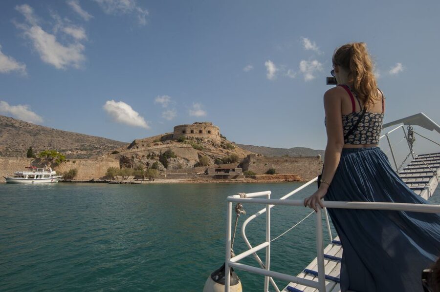 Crete: Spinalonga, Agios Nikolaos and Elounda with BBQ Lunch - Elounda and Mirabello Bay: pretty coastal moments between big stops