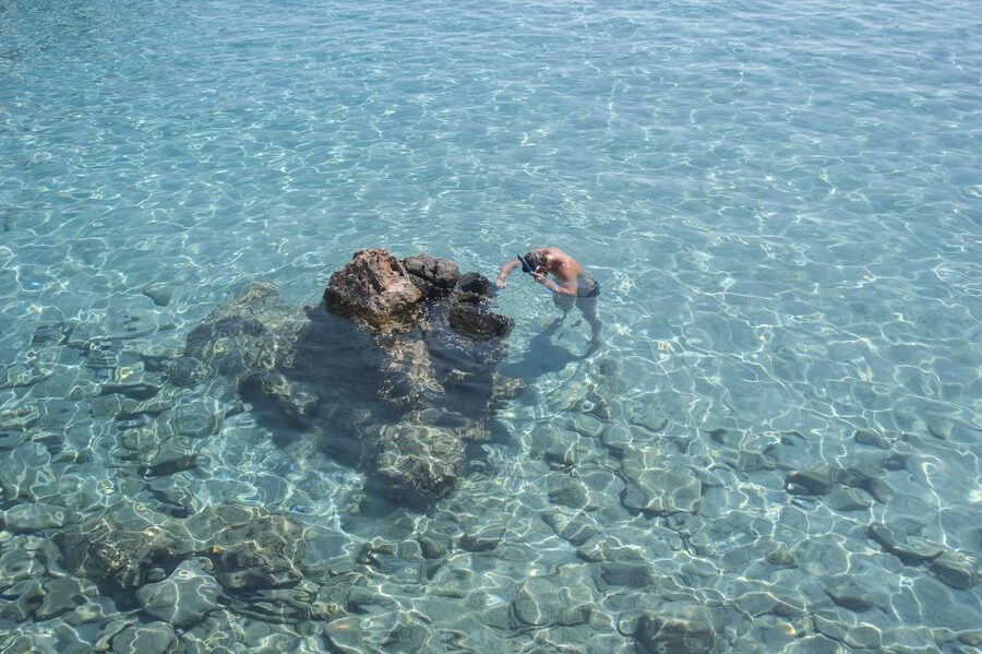 Crete: Spinalonga, Elounda, & Agios Nikolaos Boat Tour & BBQ - Agios Nikolaos and Lake Voulismeni: The Walk Part Feels Like a Reward