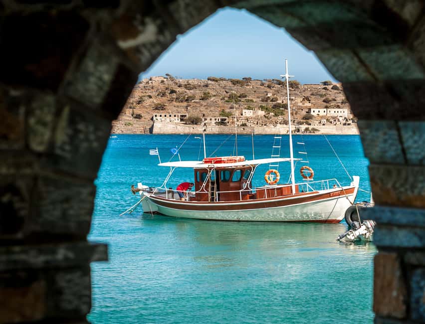 Crete: Spinalonga Island-Plaka Village-Agios Nikolaos Tour - Group pace, comfort, and small practical tips that matter