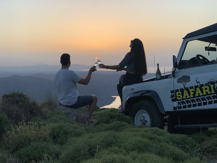 Crete: Sunset Safari - Hotel pickup to Land Rover Defender: get ready for the ride