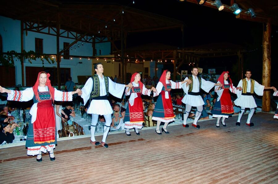 Crete: Traditional Cretan Night: Live Show and Dinner - The show: live music, dancers in traditional clothes, and step-by-step fun