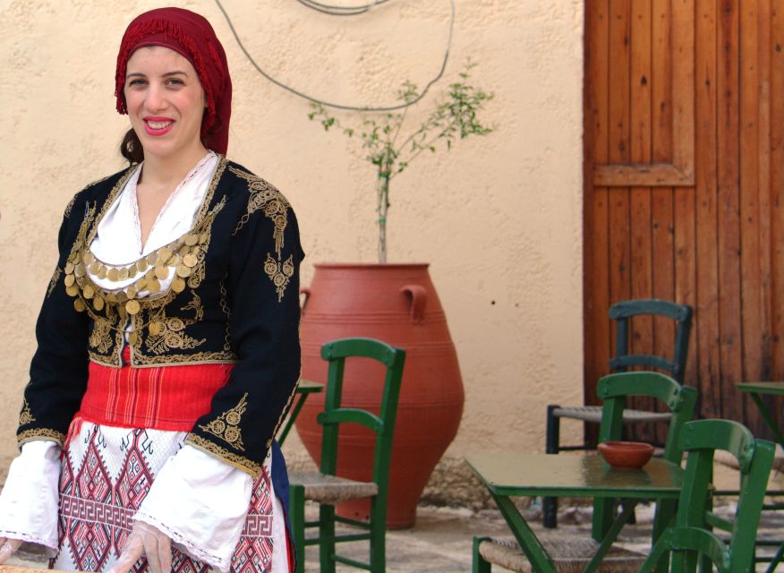 Crete: Traditional Dance Show and Buffet Dinner with Wine - Quick hits for a Cretan night in Kato Karouzanos