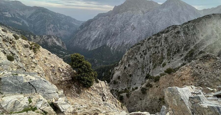 Crete: White Mountains Preserve Day Tour - Mitato shepherd hut at 1350 m: cheese-making stories you can picture