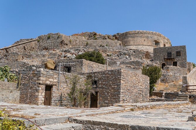 Cruise to Spinalonga, Kolokytha Bay & Agios Nikolaos with Lunch - Agios Nikolaos free time: a calm port break (and a lake you shouldn’t skip)
