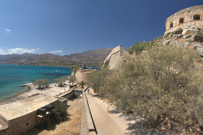 Cruise to Spinalonga, Kolokytha Bay & Agios Nikolaos with Lunch - The boat ride: crowded days, rough sea risk, and what to bring