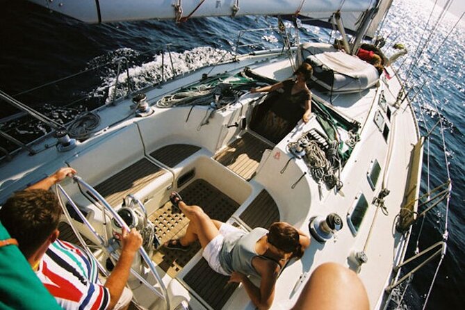 Dia island : Small Group Sailing Trip to Dia Island with Lunch - Swim, snorkel, and SUP: how to make the water time count