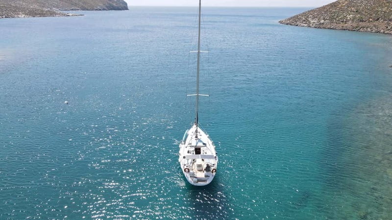 Dia Sailing Cruise With All-inclusive Meal And Drinks - The Sailing Leg: The Hour That Sets the Mood