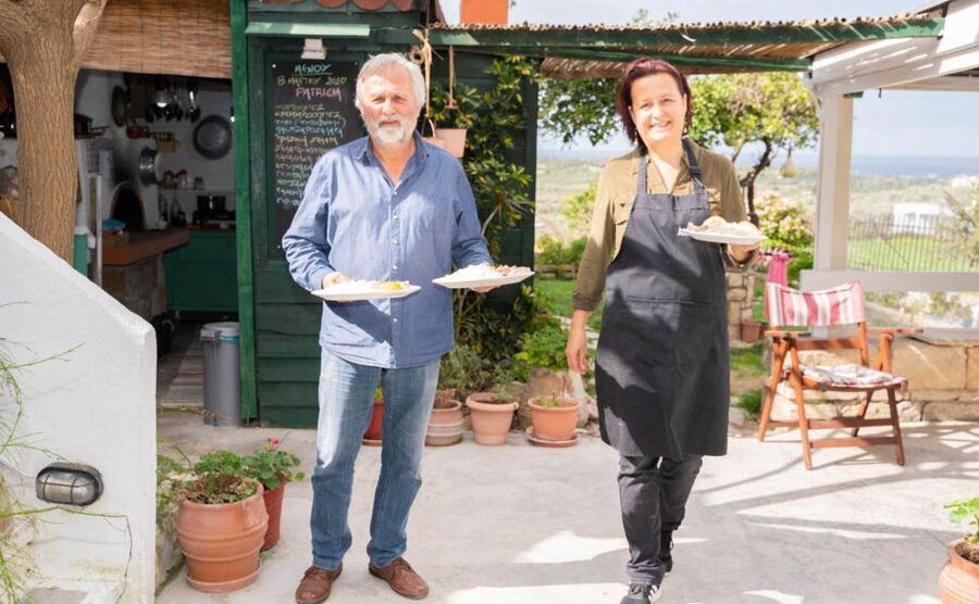 Dining In Rethymno: An Evening Of Cretan Cooking - The 4-Hour Flow: From Oven Prep to a Shared Feast