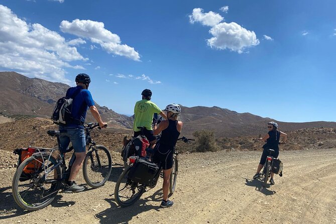 Discover the unknown side of Crete by E-Bike - Starting at Spirou Moustakli, then rolling toward quiet roads