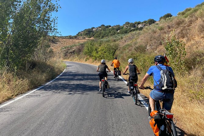 Discover the unknown side of Crete by E-Bike - Stop 6: Voutes and a more commuter-feeling village