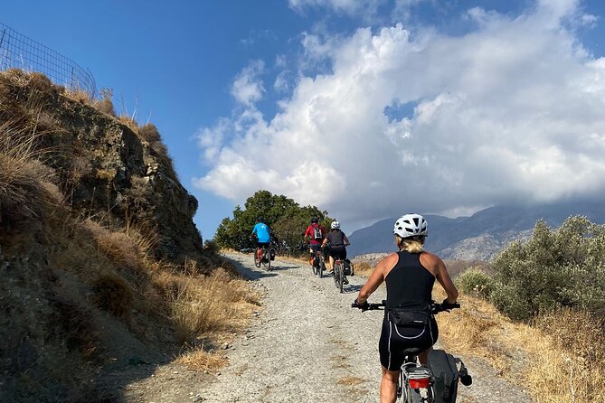 Discover the unknown side of Crete by E-Bike - Stop 1: Stavrakia and the calm of a hill village