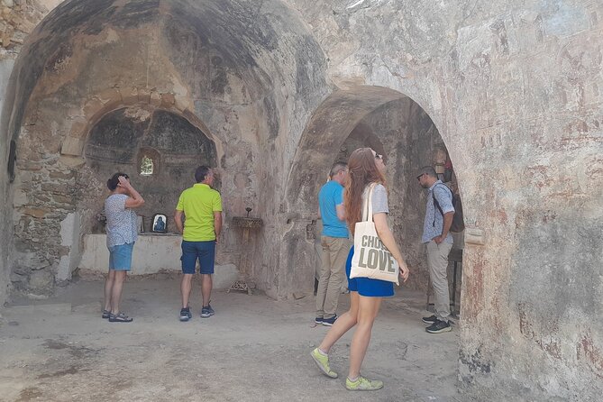 Eat & Crete Food Tour [non-touristy] Chania Villages - The ancient olive trees moment (and why it matters for your meal)