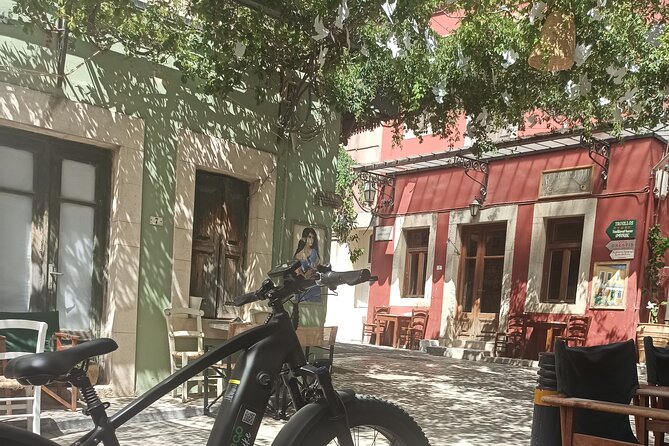 Ecobike-Knossos Palace-Wine tasting-Olive oil tasting - Knossos Palace time: how you use the 2 hours