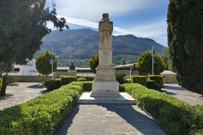 Ecobike-Knossos Palace-Wine tasting-Olive oil tasting - Choudetsi: olive groves, vineyards, and the tasting payoff