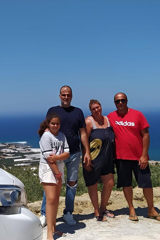 Elafonissi: Private Beach Day Trip with SUP - SUP and snorkeling gear: included fun, with one weather reality