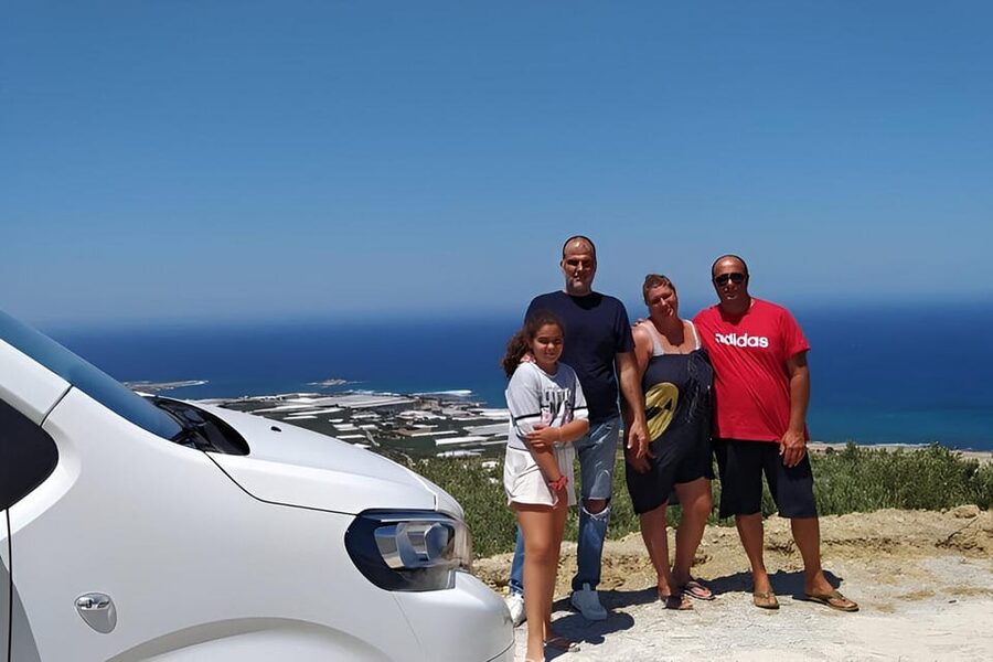 Elafonissi: Private Beach Day Trip with SUP - Private van logistics from Chania: what you’re really paying for