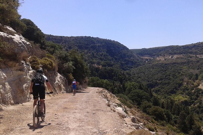 Eleftherna E-Bike and MTB Tour - Experience The Authentic Crete - The taverna beverage stop: a small break that makes it a full outing