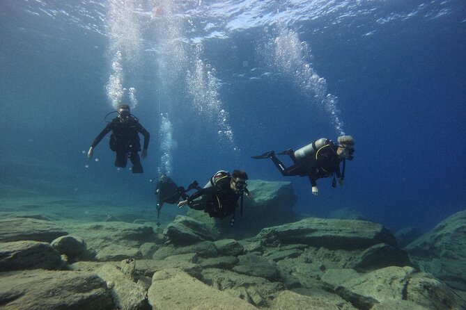 Experience Scuba Diving in Heraklion Crete - Entering the Water: What Happens When You’re Nervous