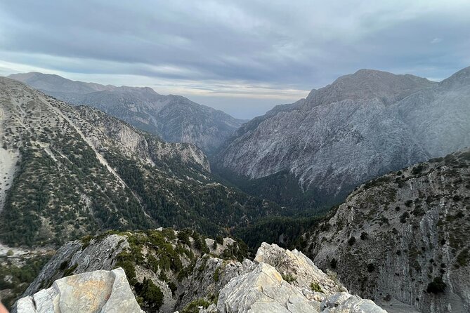 Explore the White Mountains of Crete - Zourva and the Mitato shepherd’s hut: the moment that makes the day
