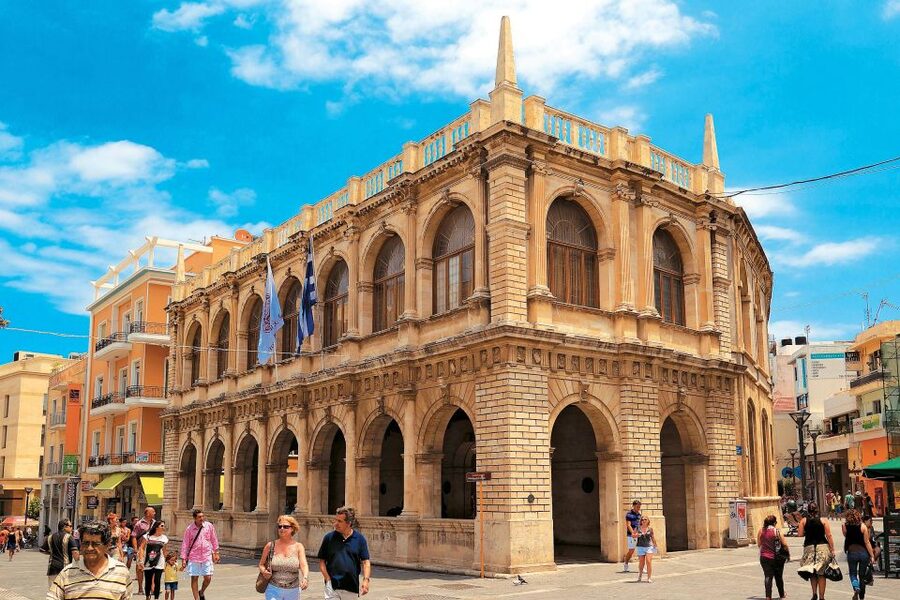Food Tour in Heraklion – Discover Cretan Flavors - The first taste: bougatsa, strong coffee, and the sweet start you’ll want