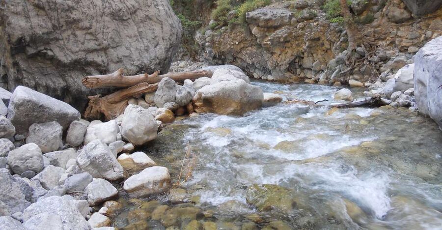 From Agia Galini/Matala: Samaria Gorge Hiking Tour - Samaria Gorge at real scale: 18 km of narrow, steep beauty