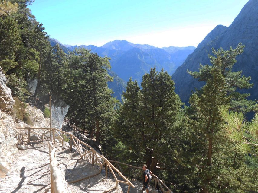 From Agia Galini/Matala: Samaria Gorge Hiking Tour - Small-but-important day-of details to know